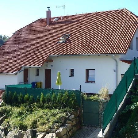 Apartmany Fialka 카스페르스케 호리 외부 사진