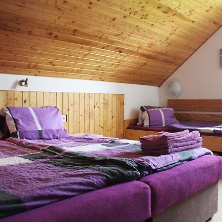 Apartmany Fialka 카스페르스케 호리 외부 사진