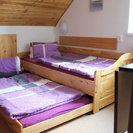 Apartmany Fialka 카스페르스케 호리 외부 사진