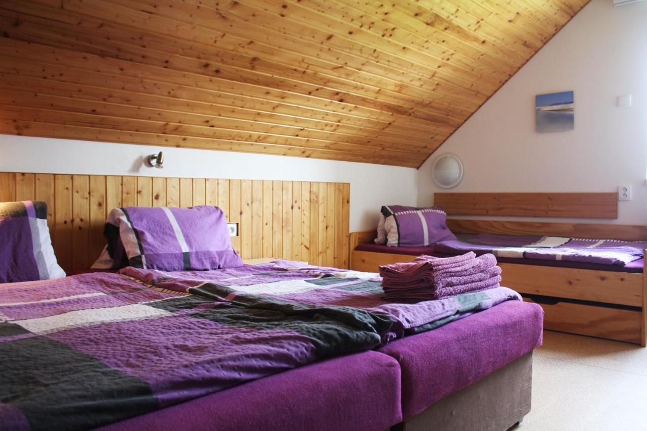 Apartmany Fialka 카스페르스케 호리 외부 사진