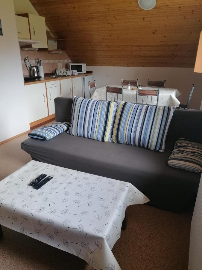 Apartmany Fialka 카스페르스케 호리 외부 사진